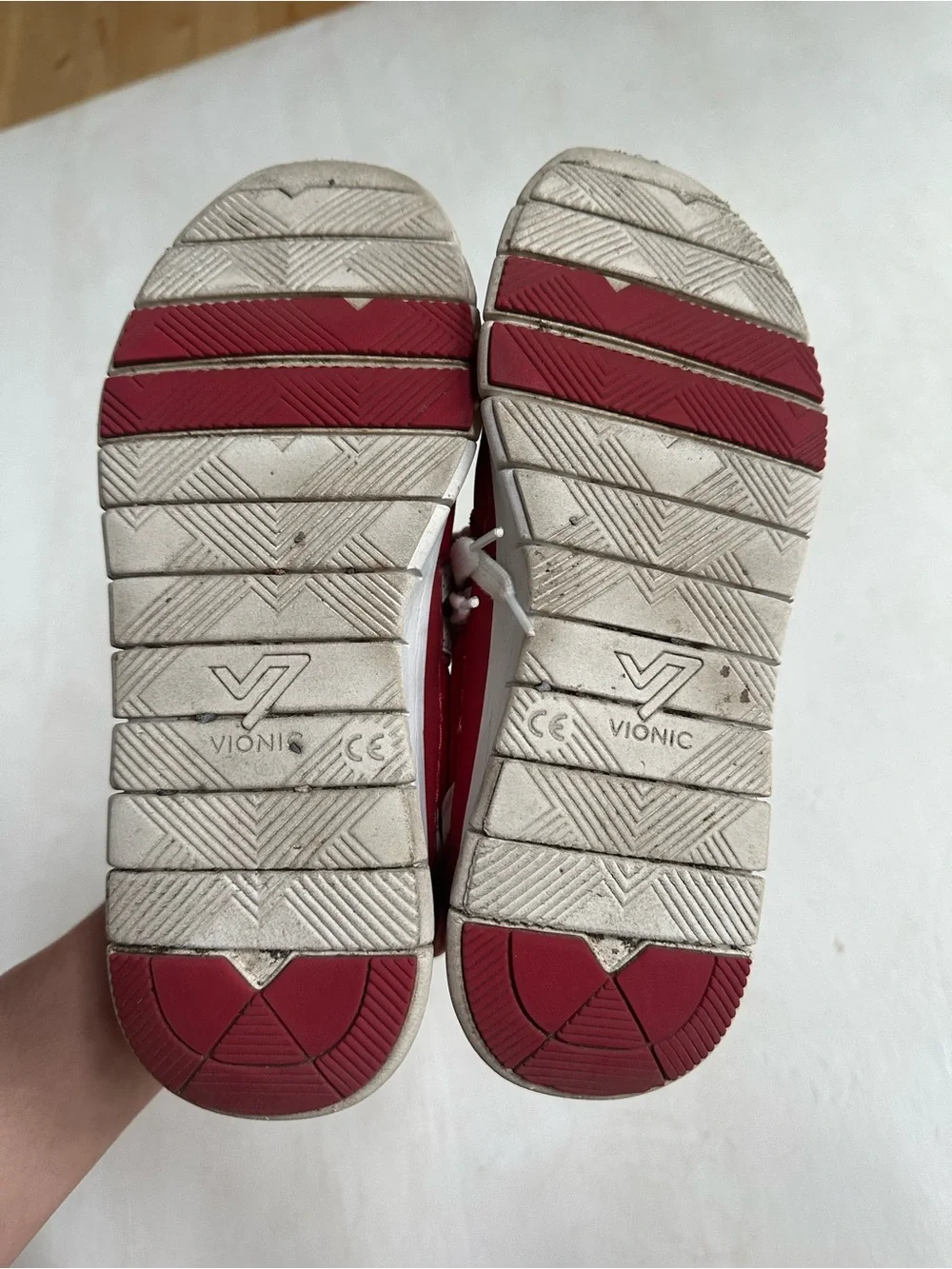 Vionic Nana Cherry Red Sneakers